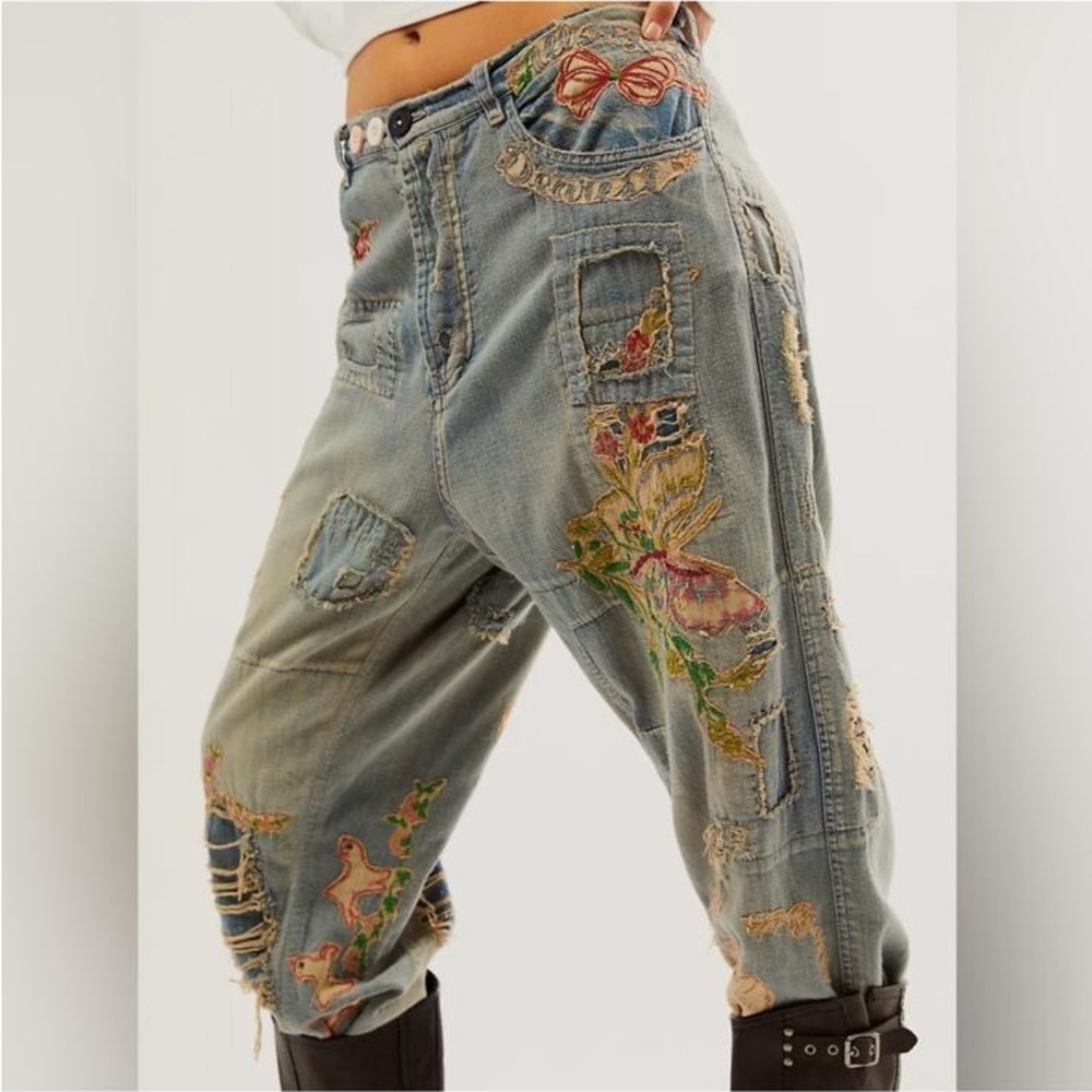 Magnolia Pearl Butterfly Jeans